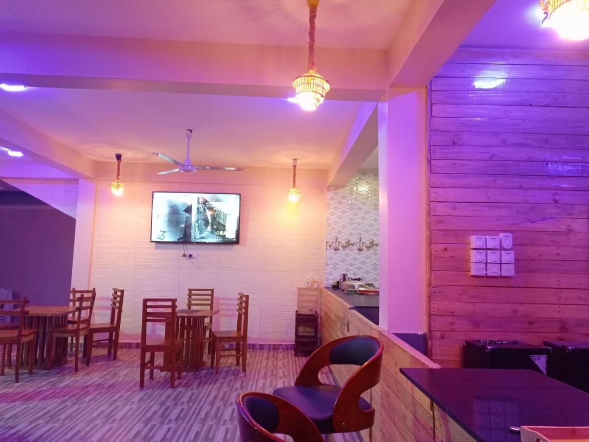 Chibuba Airport Accommodation Дар ес Саалам Екстериор снимка