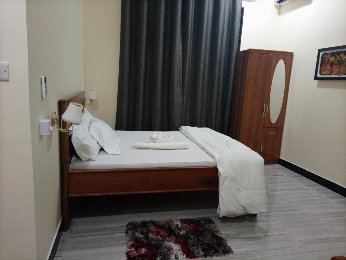 Chibuba Airport Accommodation Дар ес Саалам Екстериор снимка