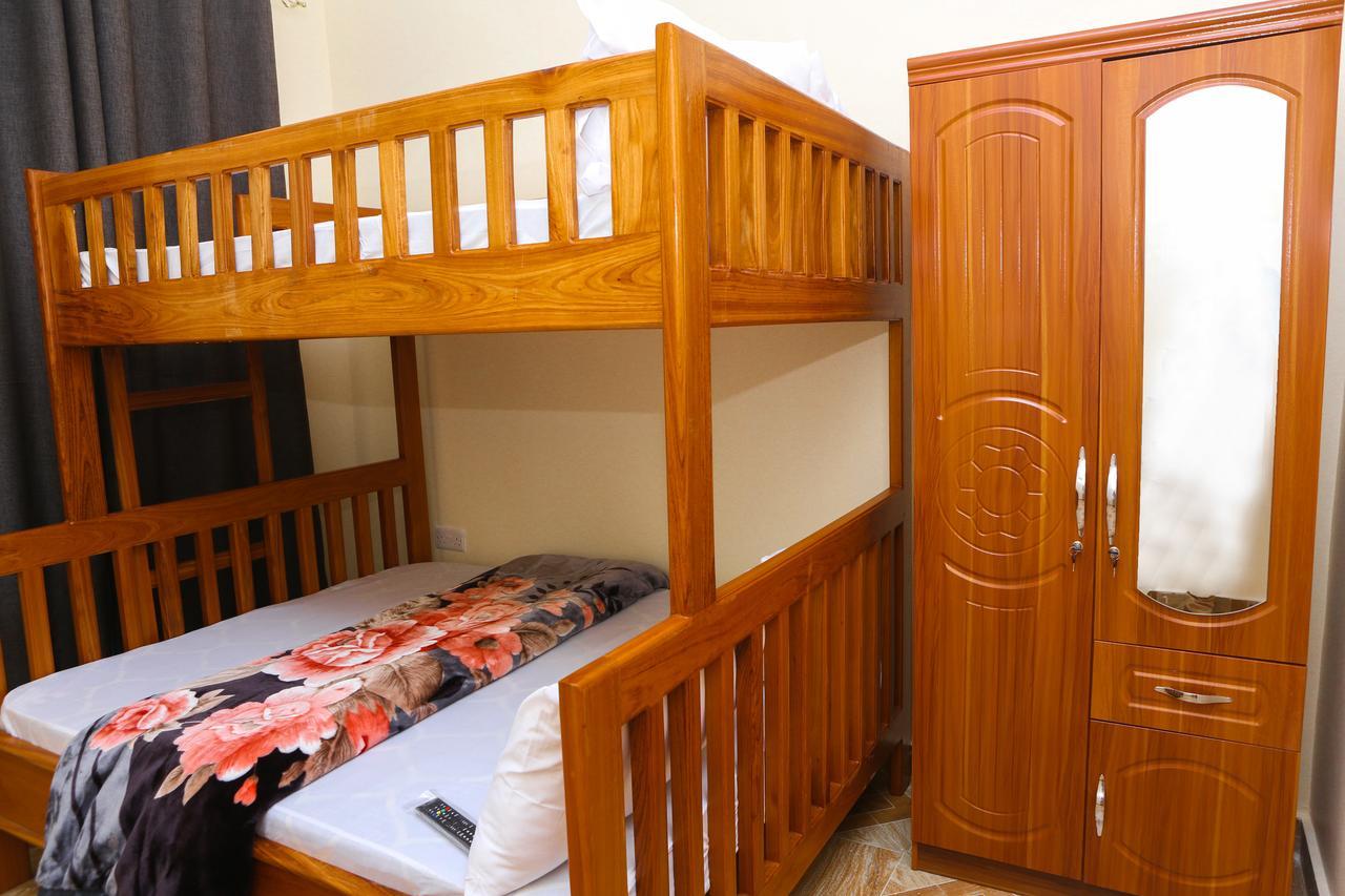 Chibuba Airport Accommodation Дар ес Саалам Екстериор снимка