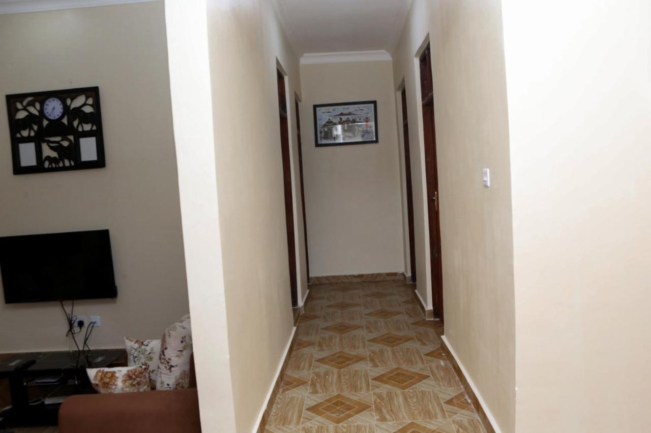 Chibuba Airport Accommodation Дар ес Саалам Екстериор снимка