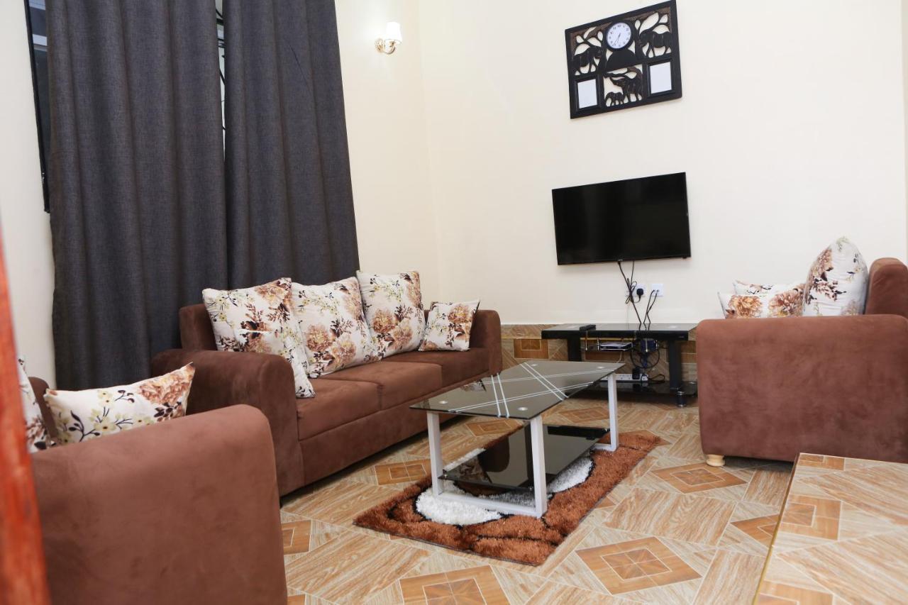 Chibuba Airport Accommodation Дар ес Саалам Екстериор снимка