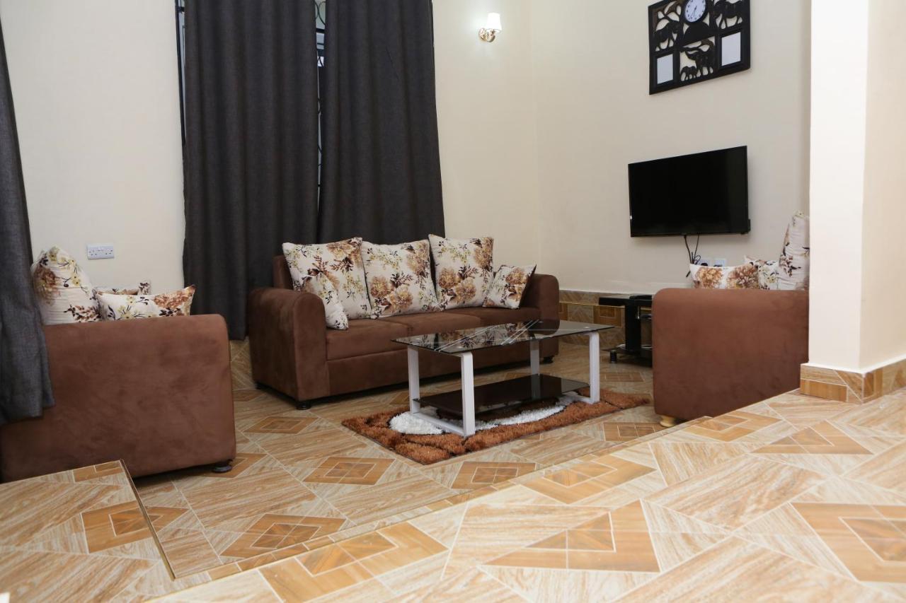 Chibuba Airport Accommodation Дар ес Саалам Екстериор снимка