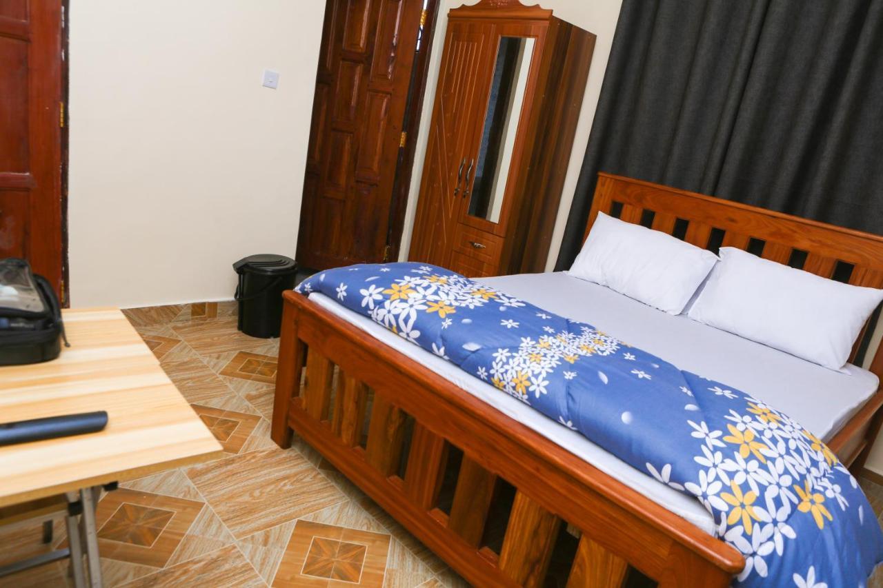 Chibuba Airport Accommodation Дар ес Саалам Екстериор снимка