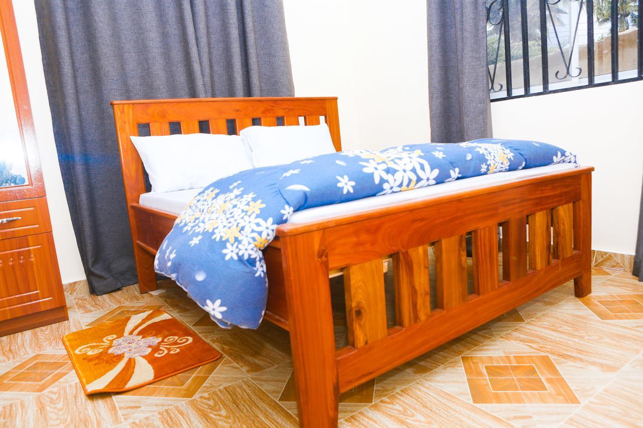 Chibuba Airport Accommodation Дар ес Саалам Екстериор снимка