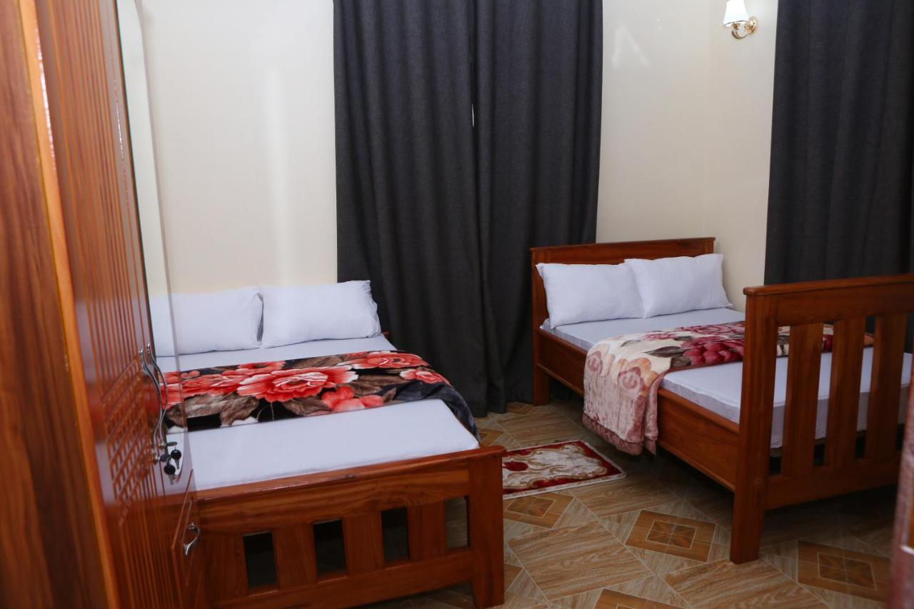 Chibuba Airport Accommodation Дар ес Саалам Екстериор снимка