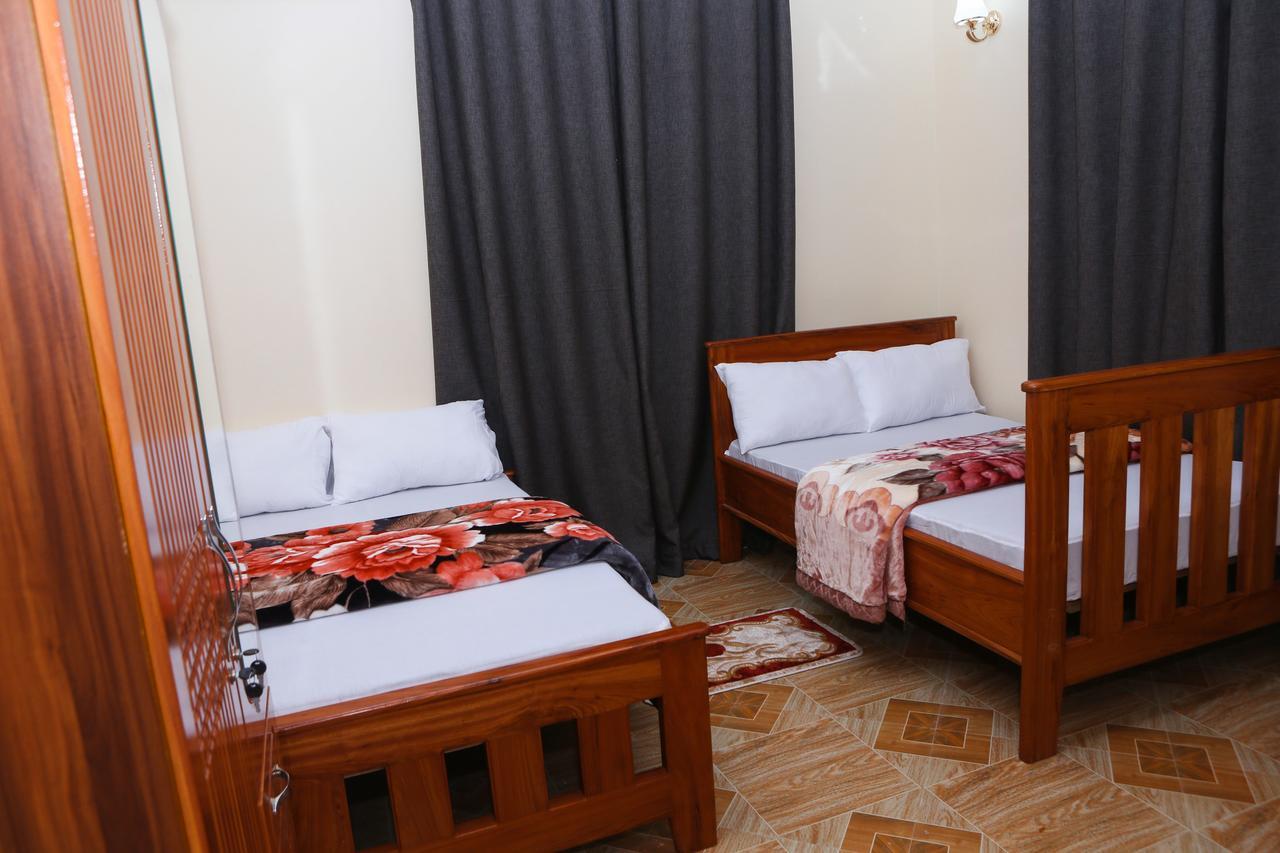 Chibuba Airport Accommodation Дар ес Саалам Екстериор снимка