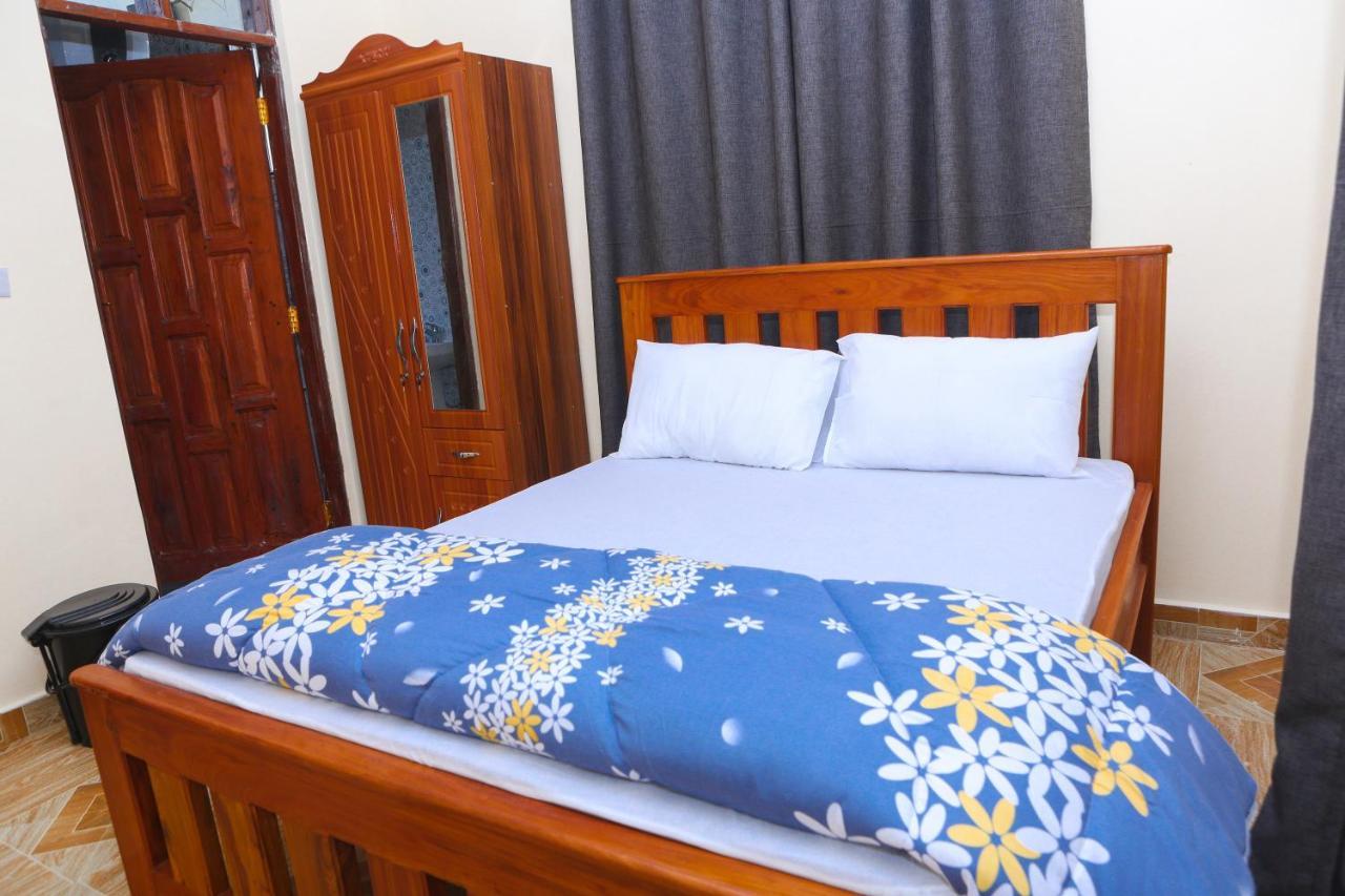 Chibuba Airport Accommodation Дар ес Саалам Екстериор снимка