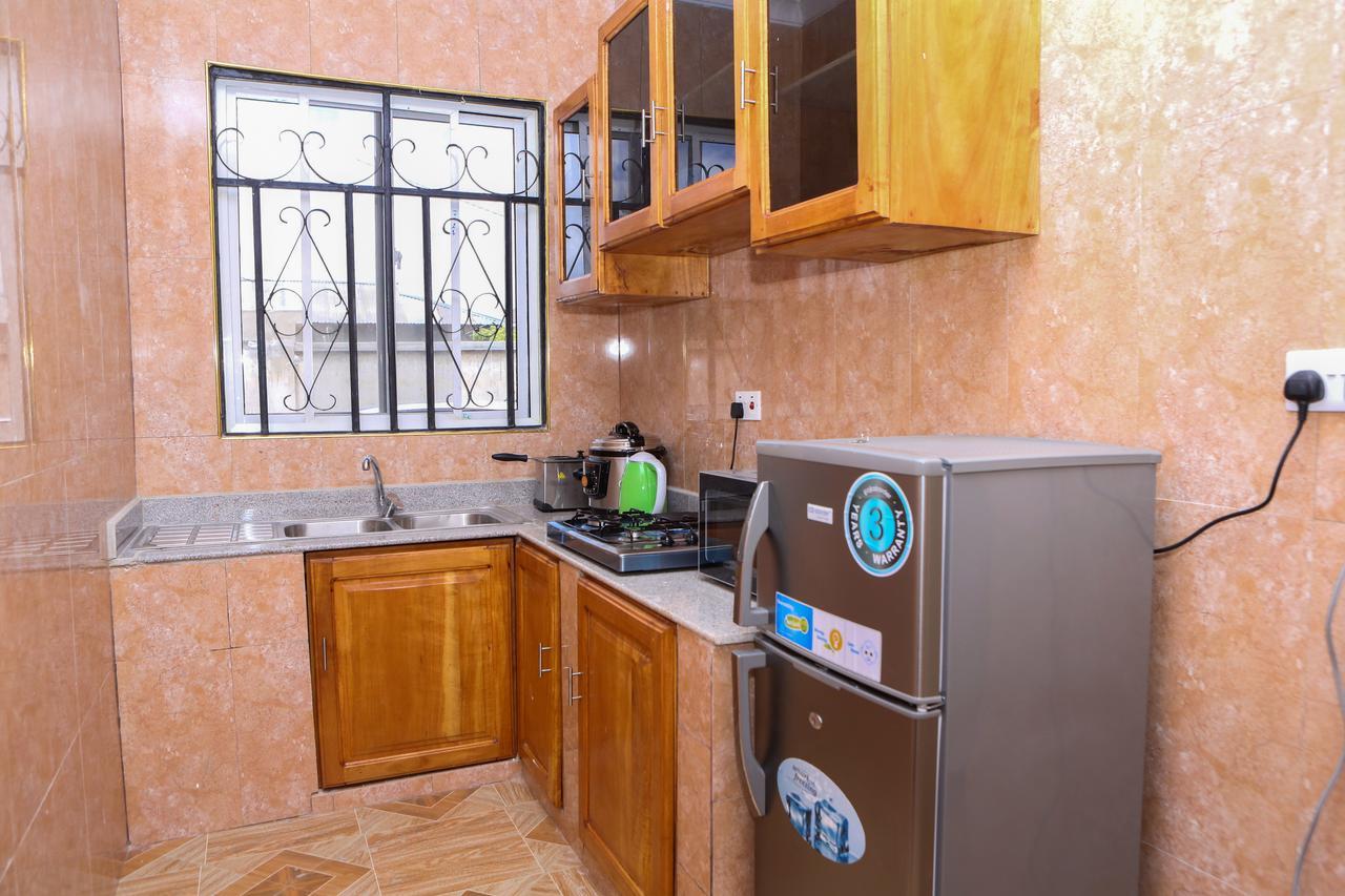 Chibuba Airport Accommodation Дар ес Саалам Екстериор снимка